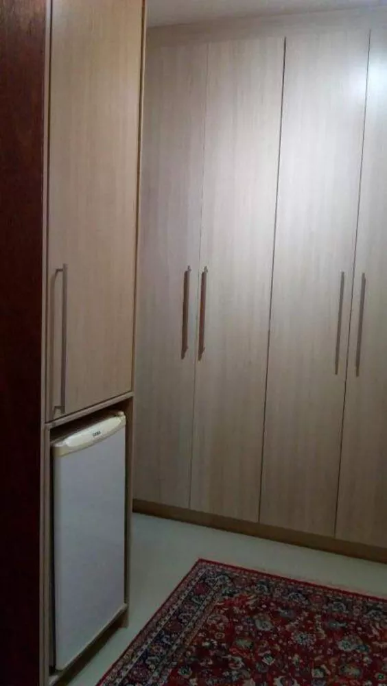 Casa, 5 quartos, 419 m² - Foto 1