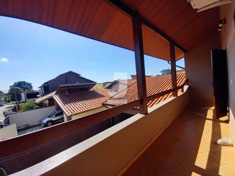 Casa, 4 quartos, 390 m² - Foto 1