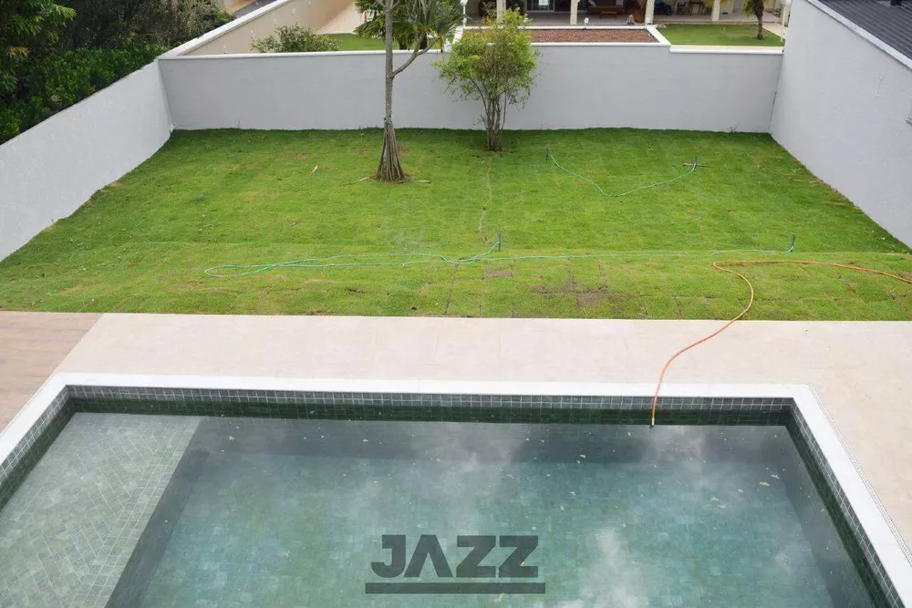 Casa, 4 quartos, 252 m² - Foto 1