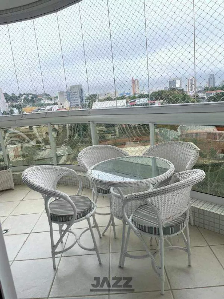 Apartamento à venda com 3 quartos, 174m² - Foto 1