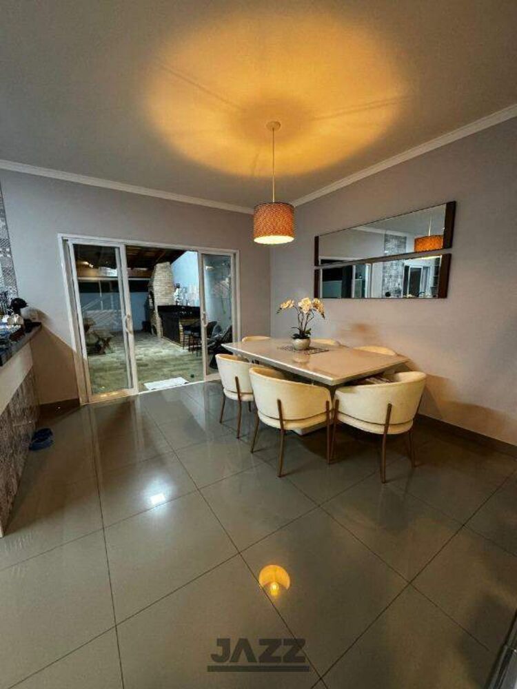 Casa de Condomínio à venda com 4 quartos, 230m² - Foto 1
