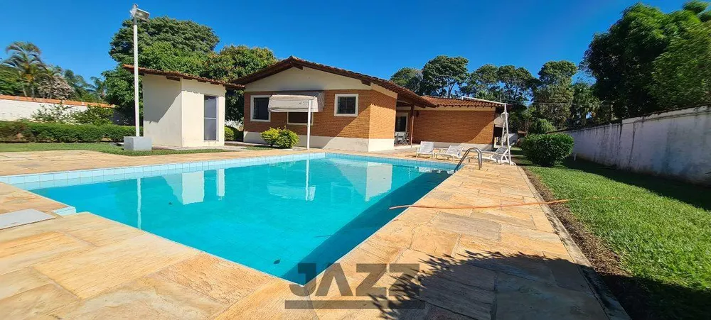 Fazenda à venda com 4 quartos, 540m² - Foto 1