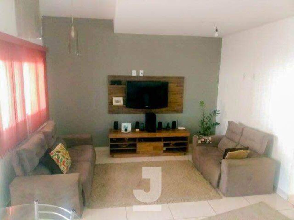 Casa de Condomínio à venda com 3 quartos, 215m² - Foto 2