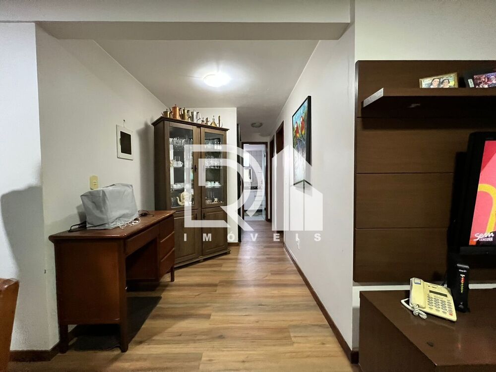 Apartamento à venda com 2 quartos, 76m² - Foto 2