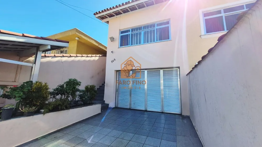 Casa, 2 quartos, 159 m² - Foto 1