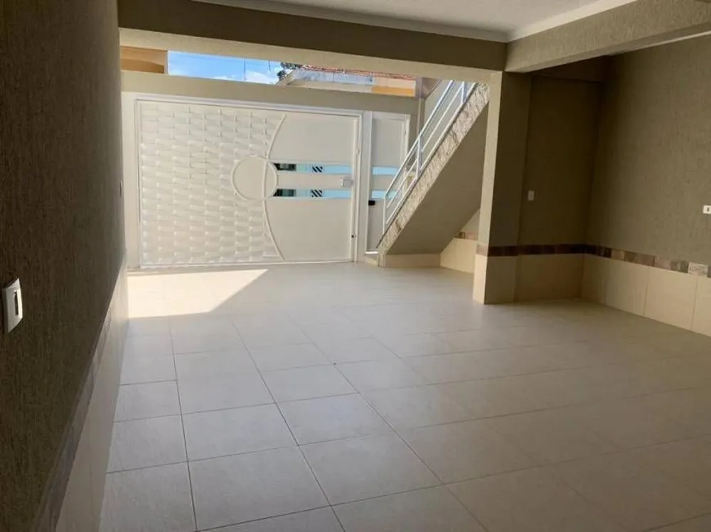 Casa, 3 quartos, 130 m² - Foto 3