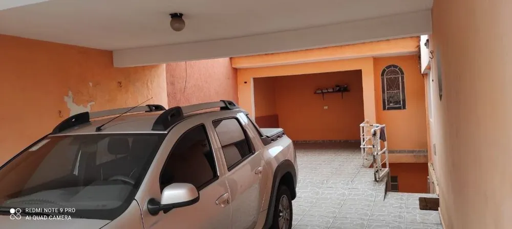 Casa, 5 quartos, 220 m² - Foto 2