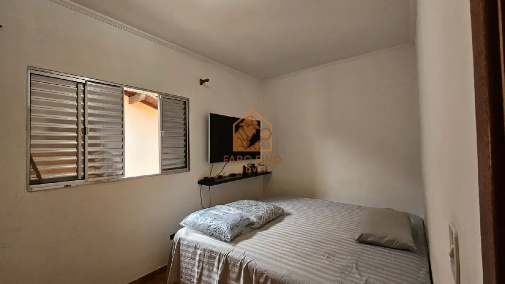 Casa, 3 quartos, 230 m² - Foto 3
