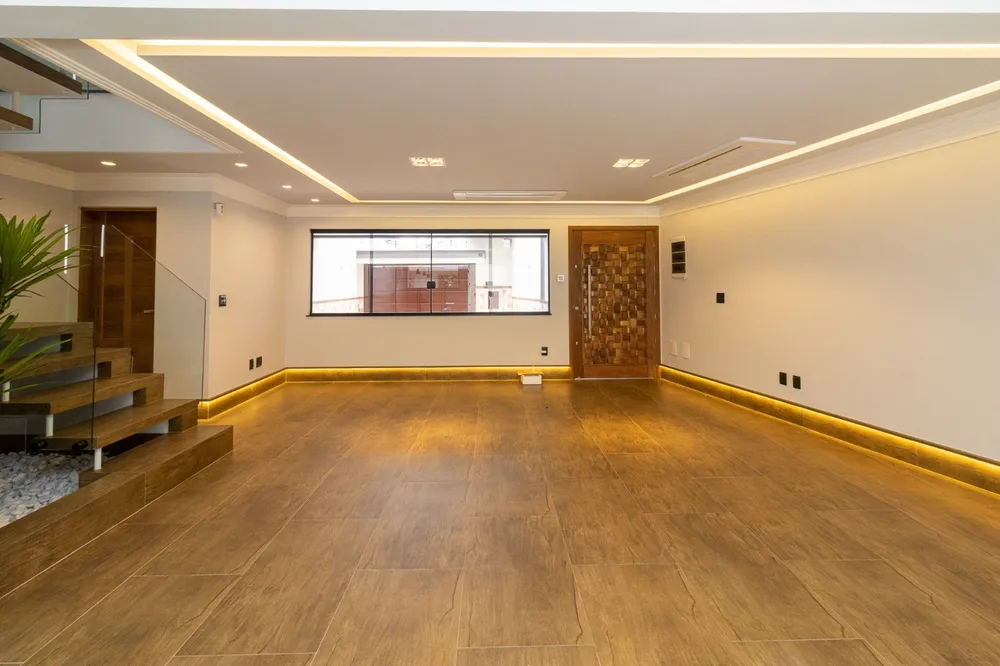 Casa, 3 quartos, 211 m² - Foto 1