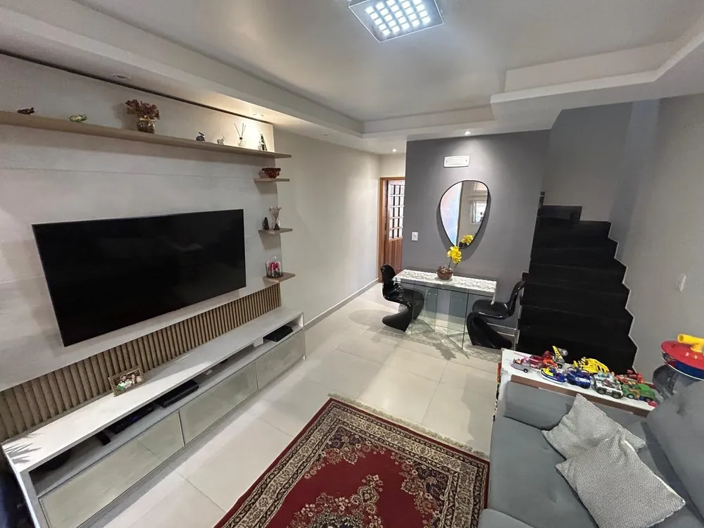 Casa, 3 quartos, 103 m² - Foto 1