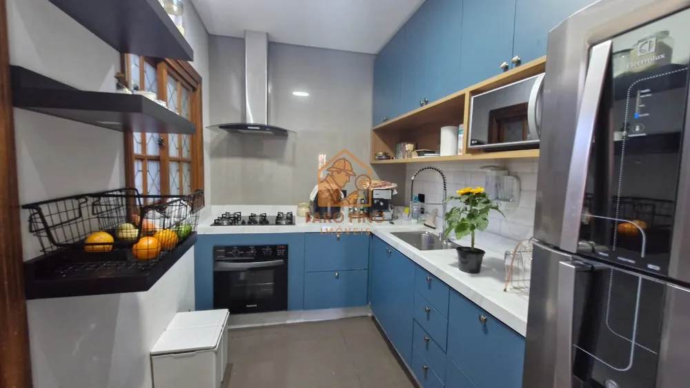 Casa, 3 quartos, 210 m² - Foto 2