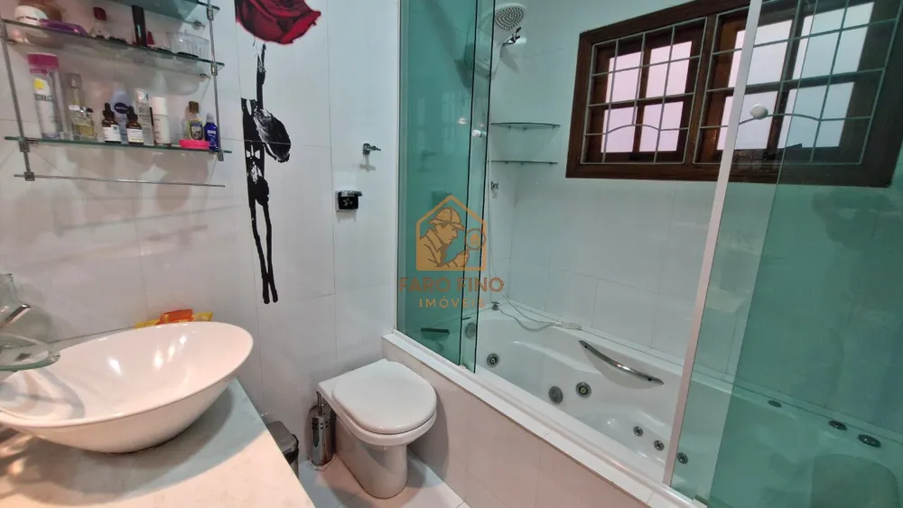 Casa, 3 quartos, 210 m² - Foto 6