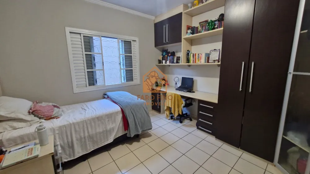 Casa, 3 quartos, 210 m² - Foto 9
