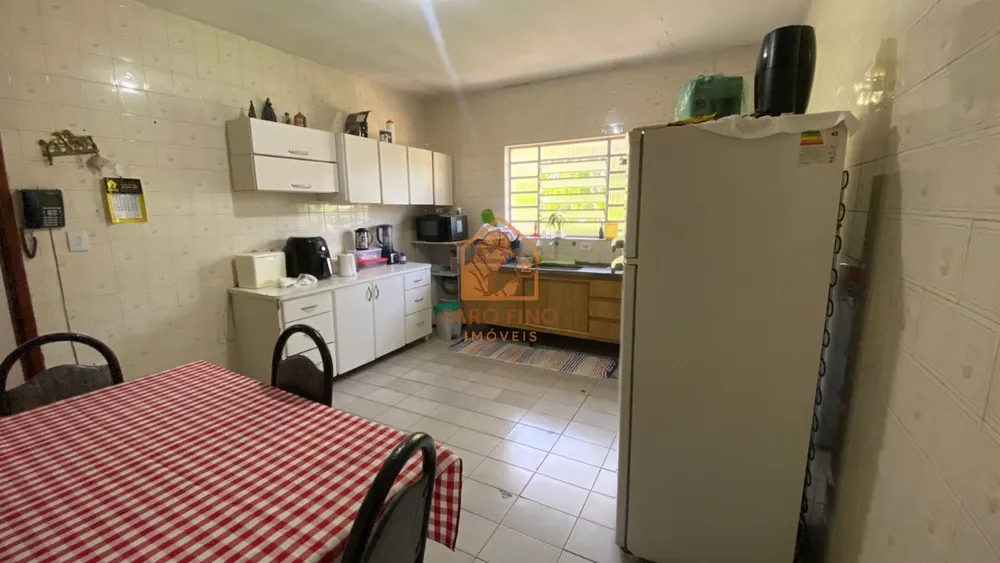 Casa, 3 quartos, 181 m² - Foto 4