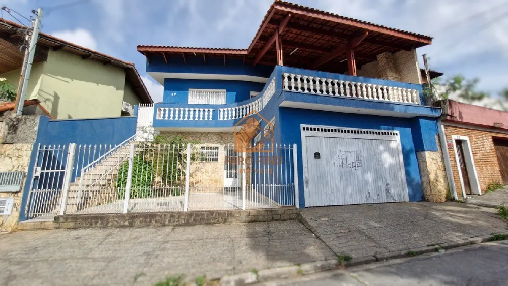 Casa, 3 quartos, 184 m² - Foto 1