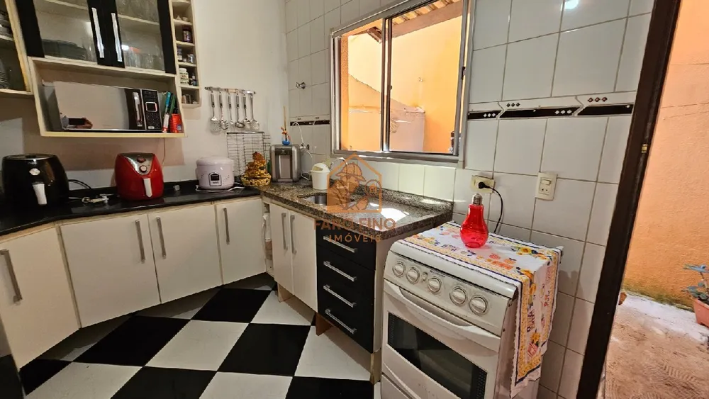 Casa, 2 quartos, 77 m² - Foto 1