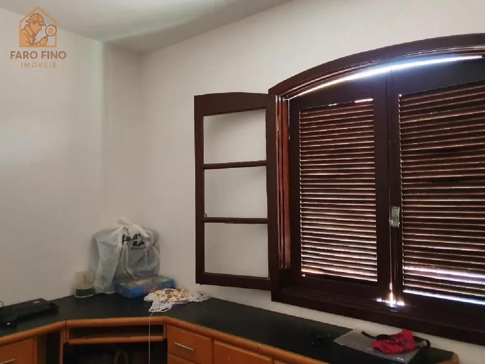 Casa, 3 quartos, 195 m² - Foto 2