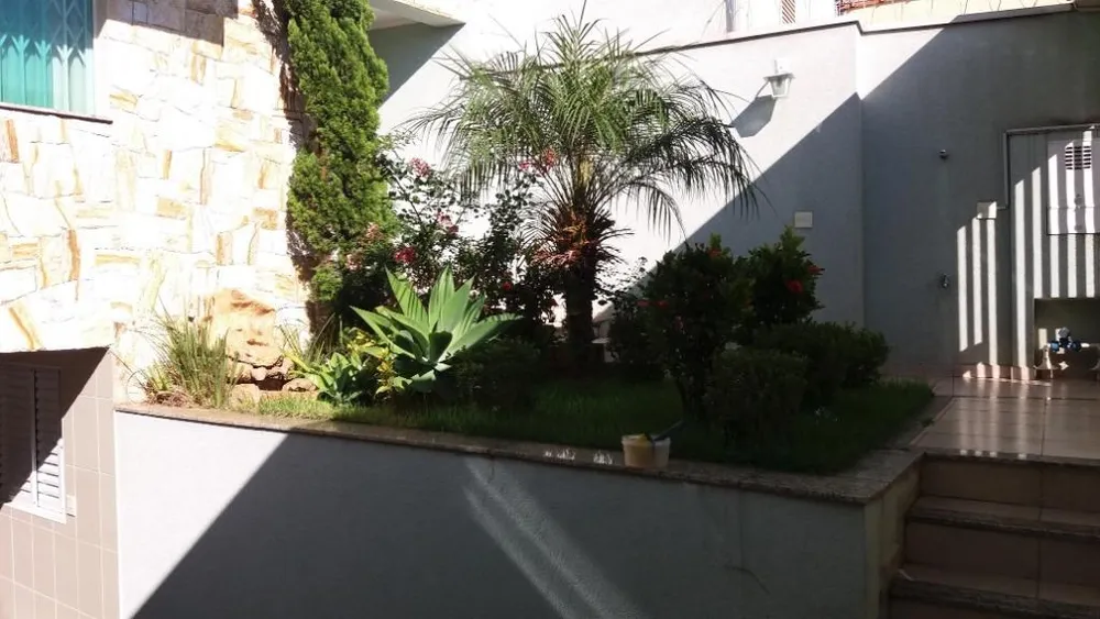 Casa, 3 quartos, 305 m² - Foto 3