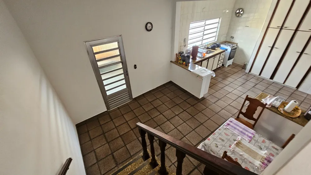 Casa, 3 quartos, 179 m² - Foto 1