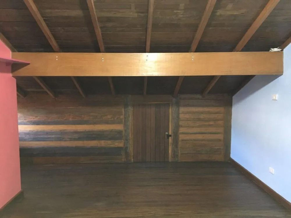 Casa, 6 quartos, 200 m² - Foto 4