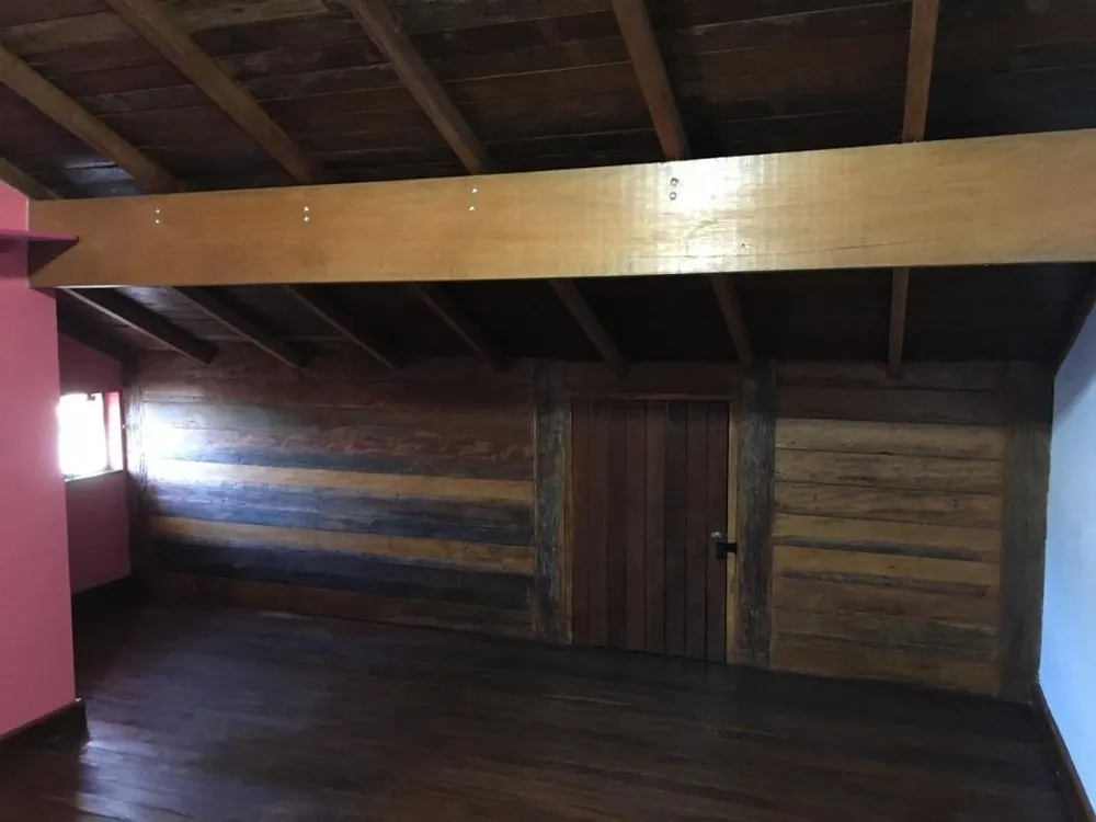 Casa, 6 quartos, 200 m² - Foto 2