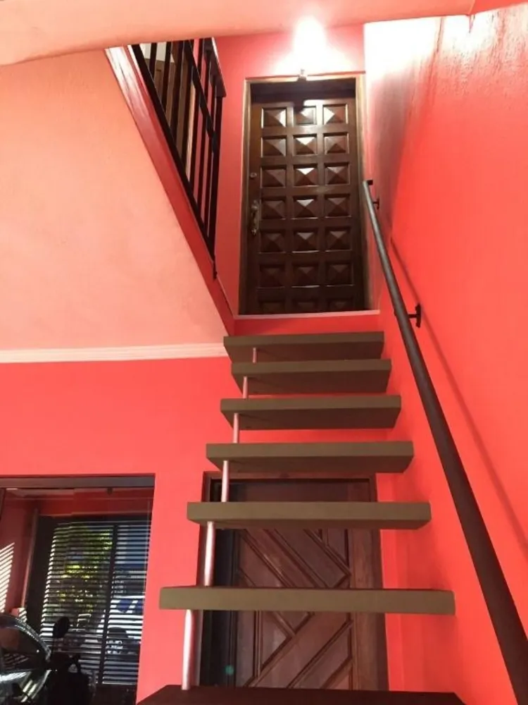 Casa, 6 quartos, 200 m² - Foto 9