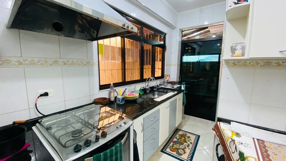 Casa, 3 quartos, 131 m² - Foto 2