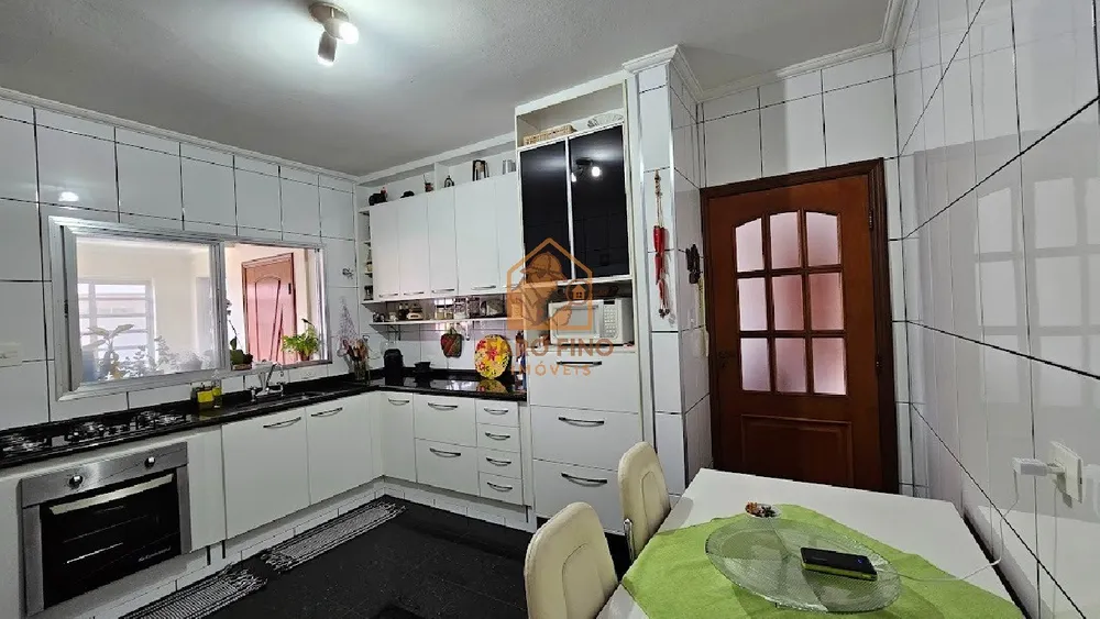 Casa, 2 quartos, 180 m² - Foto 1
