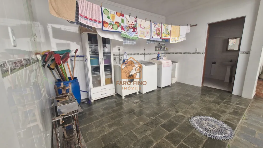 Casa, 4 quartos, 240 m² - Foto 10
