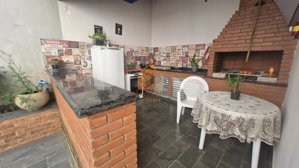 Casa, 4 quartos, 240 m² - Foto 4