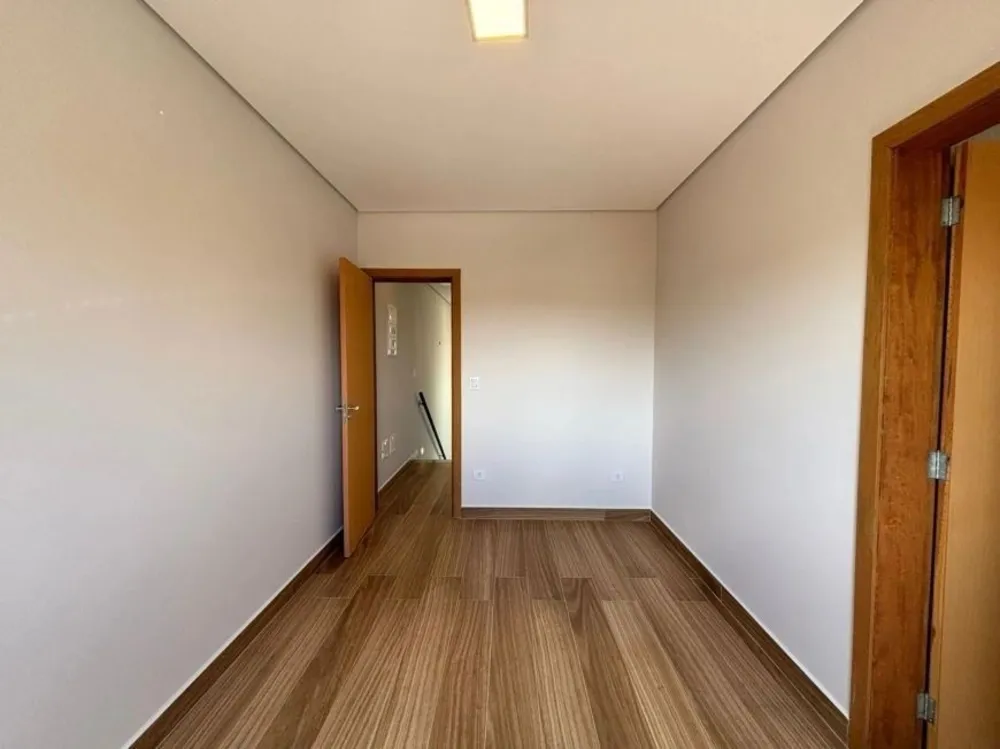 Casa, 3 quartos, 160 m² - Foto 1