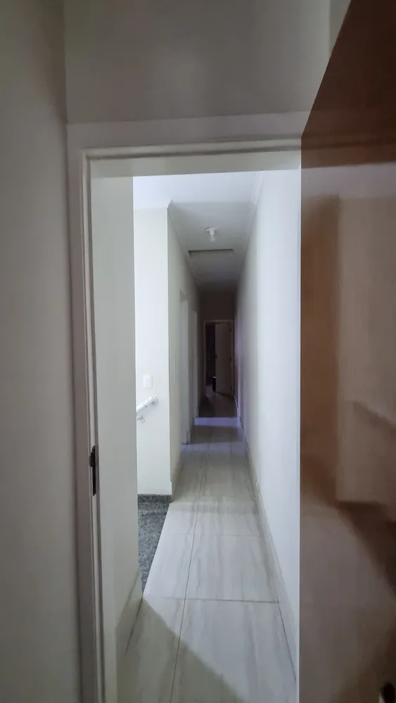 Casa, 4 quartos, 230 m² - Foto 4
