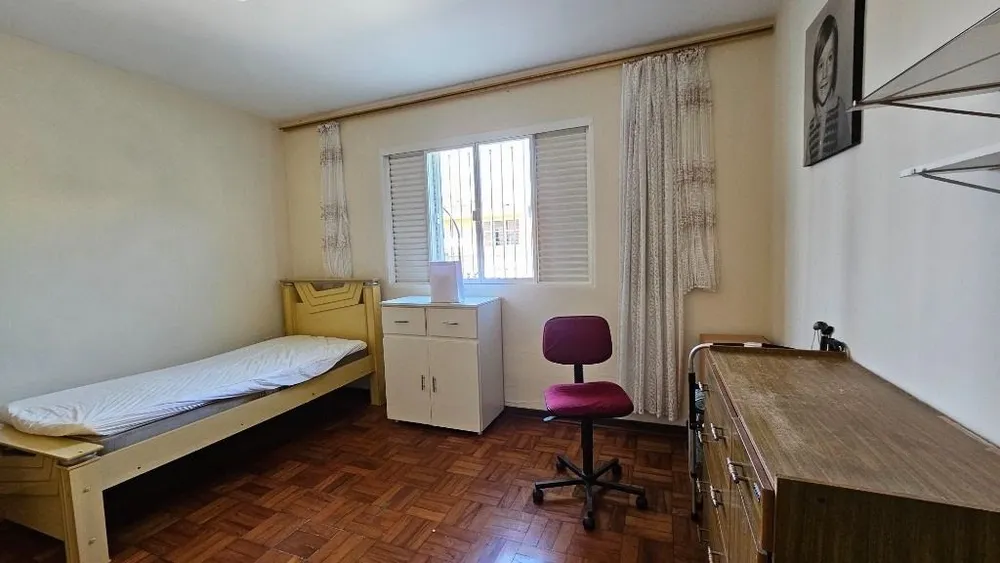 Casa, 4 quartos, 158 m² - Foto 1
