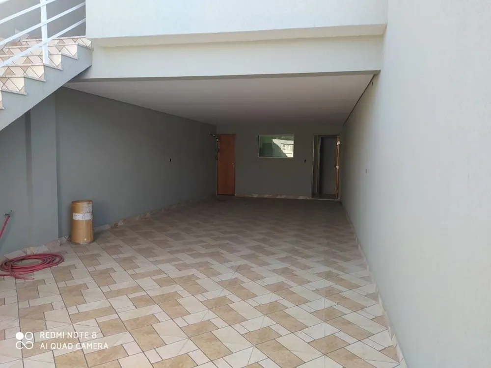 Casa, 3 quartos, 200 m² - Foto 1