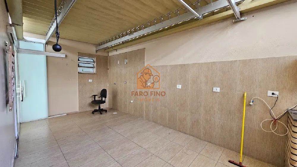 Casa, 4 quartos, 241 m² - Foto 2