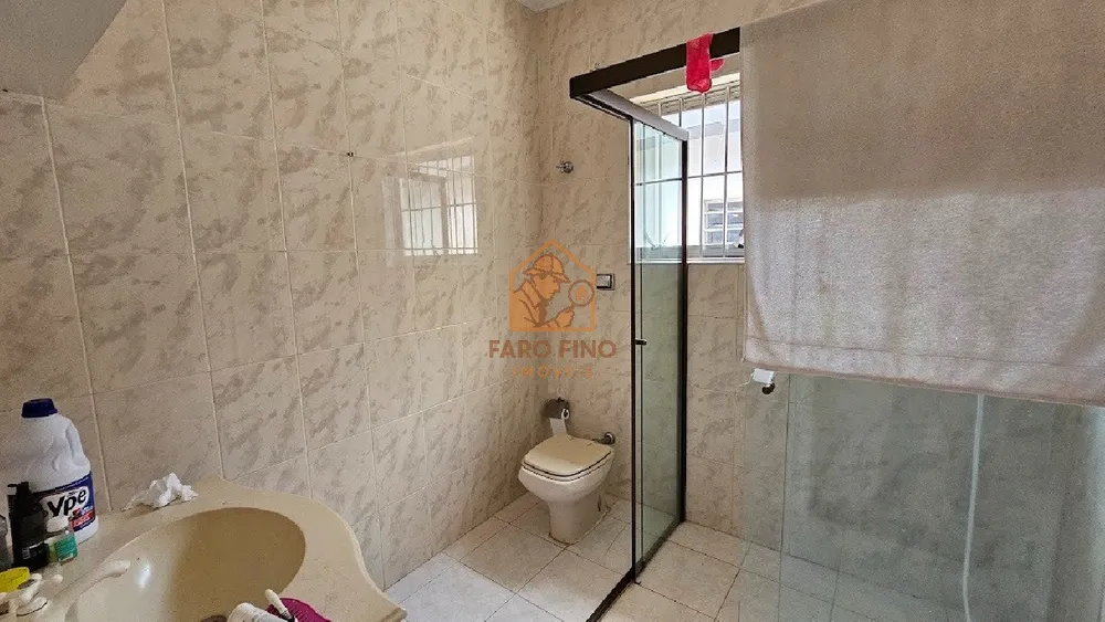 Casa, 4 quartos, 241 m² - Foto 3