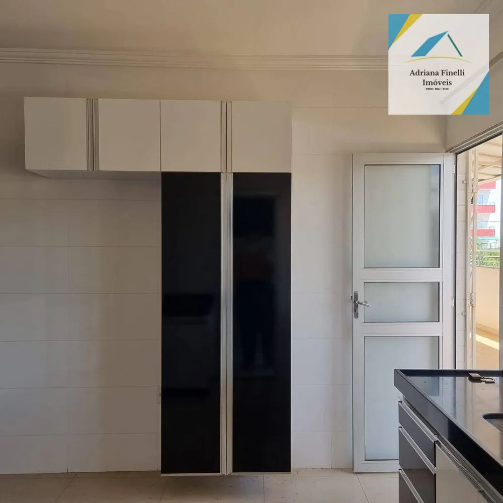 Apartamento, 3 quartos, 140 m² - Foto 2