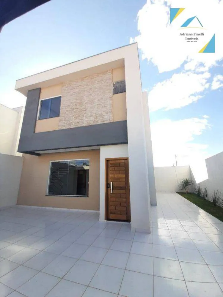 Casa, 3 quartos, 109 m² - Foto 1