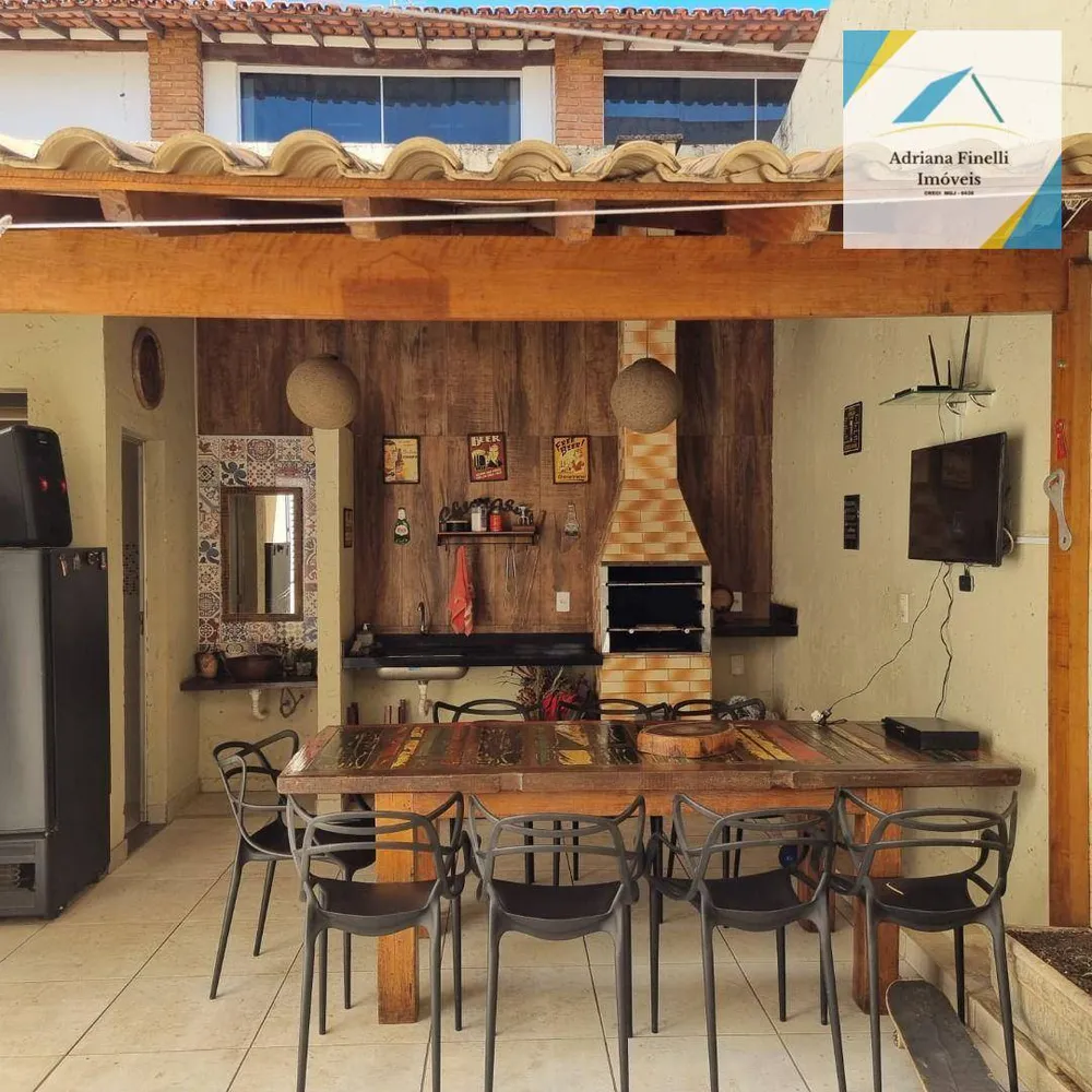 Casa, 4 quartos, 140 m² - Foto 1