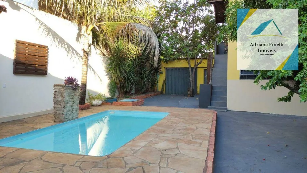 Casa, 5 quartos, 250 m² - Foto 1