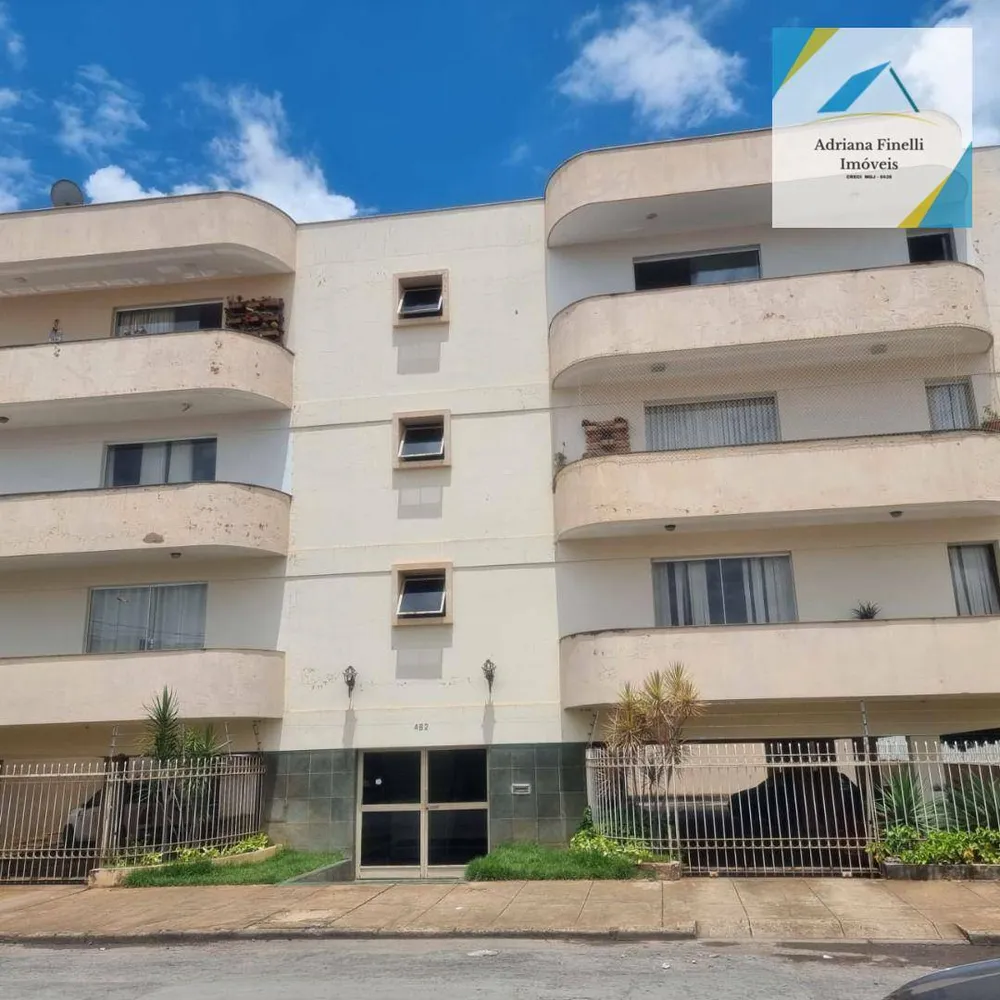 Apartamento, 3 quartos, 200 m² - Foto 1