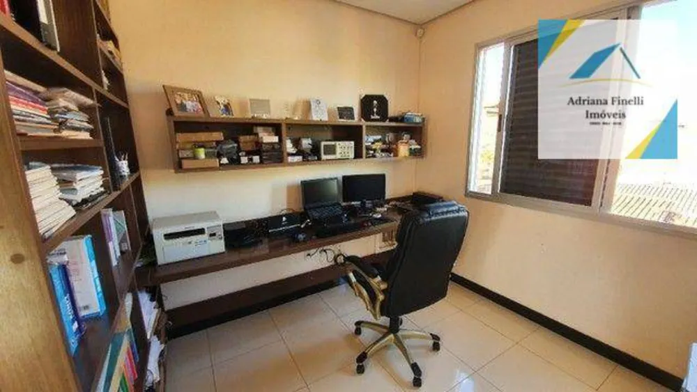Casa, 4 quartos, 260 m² - Foto 4