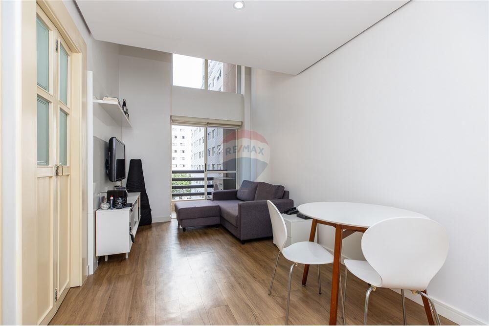 Apartamento à venda com 1 quarto, 45m² - Foto 2
