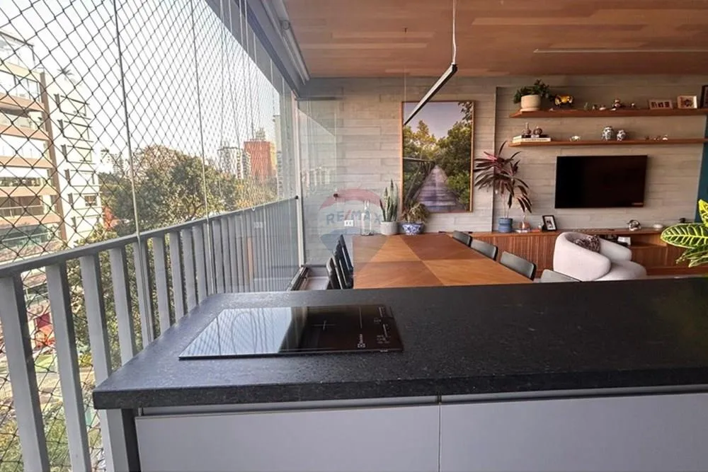 Apartamento, 3 quartos, 135 m² - Foto 2