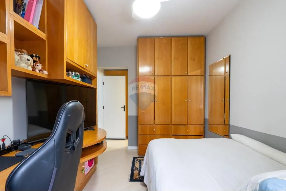 Apartamento, 3 quartos, 131 m² - Foto 2