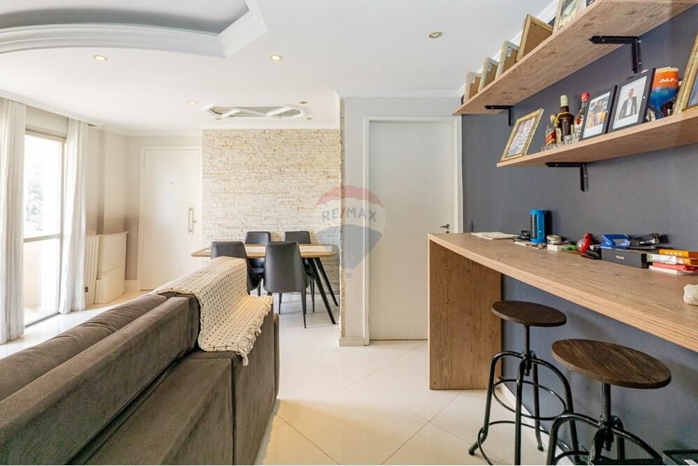 Apartamento à venda com 2 quartos, 68m² - Foto 2
