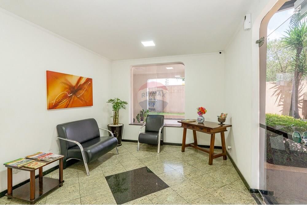 Apartamento à venda com 2 quartos, 68m² - Foto 5