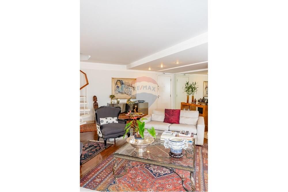 Apartamento à venda com 2 quartos, 157m² - Foto 3
