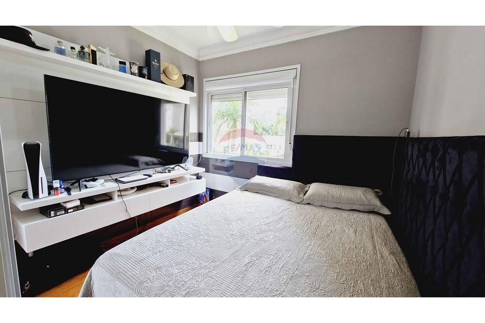 Apartamento à venda com 3 quartos, 133m² - Foto 2