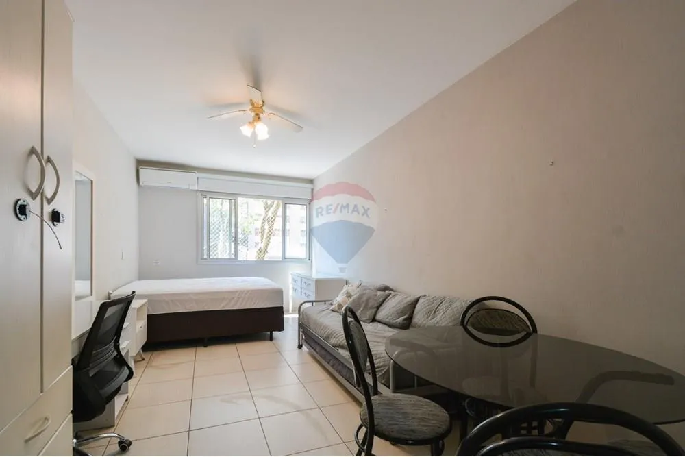 Apartamento, 1 quarto, 30 m² - Foto 2